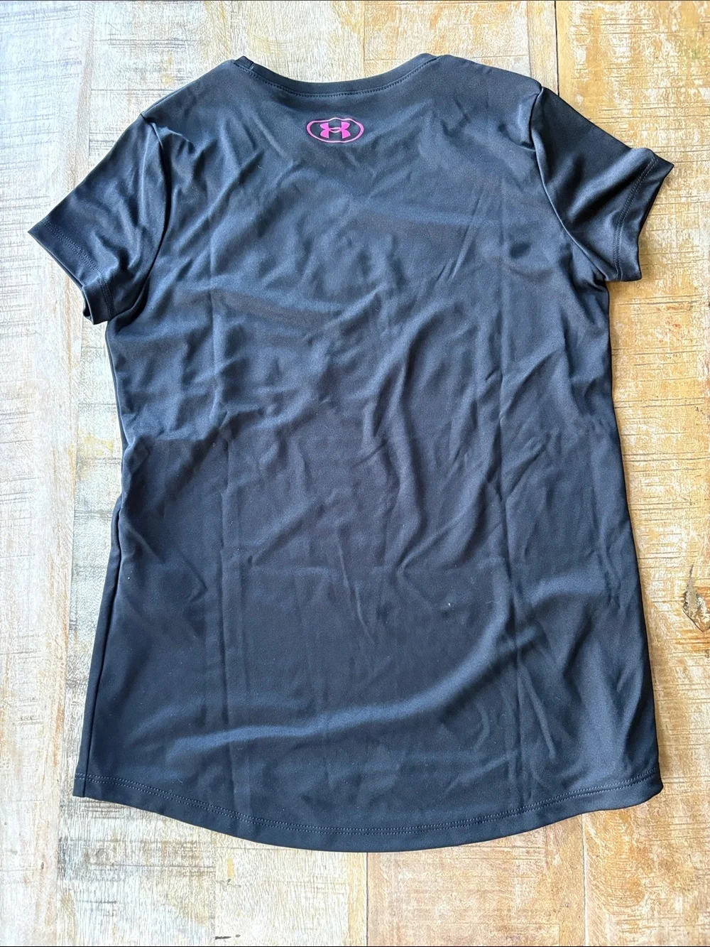 NWT Under Armour Girls Short Athletic Tee size YMD